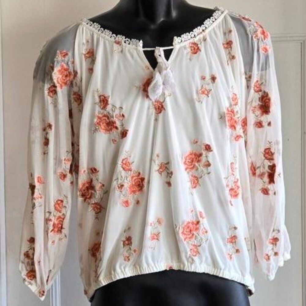 Skye's The Limit Ladies Size L White Lace Embroidered Blouse Flowey Sleeves ...